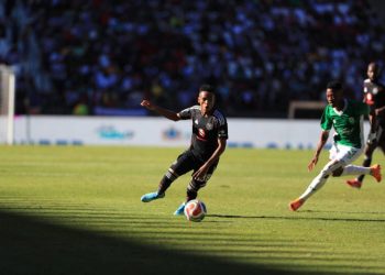 Buccaneers Reclaim Top Spot