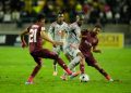 Pirates Stay in the Hunt